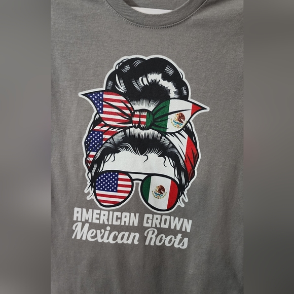 Latina graphic tee - Picture 2 of 2